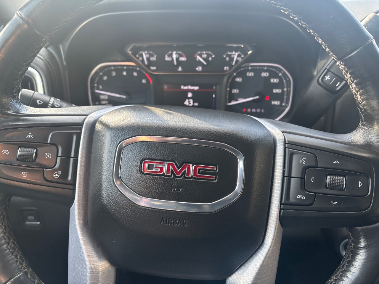 GMC Sierra 1500 Elevation Double Cab 4WD 2021