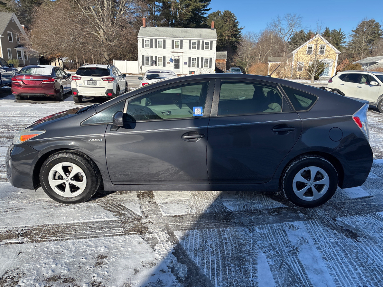 Toyota Prius Two 2015