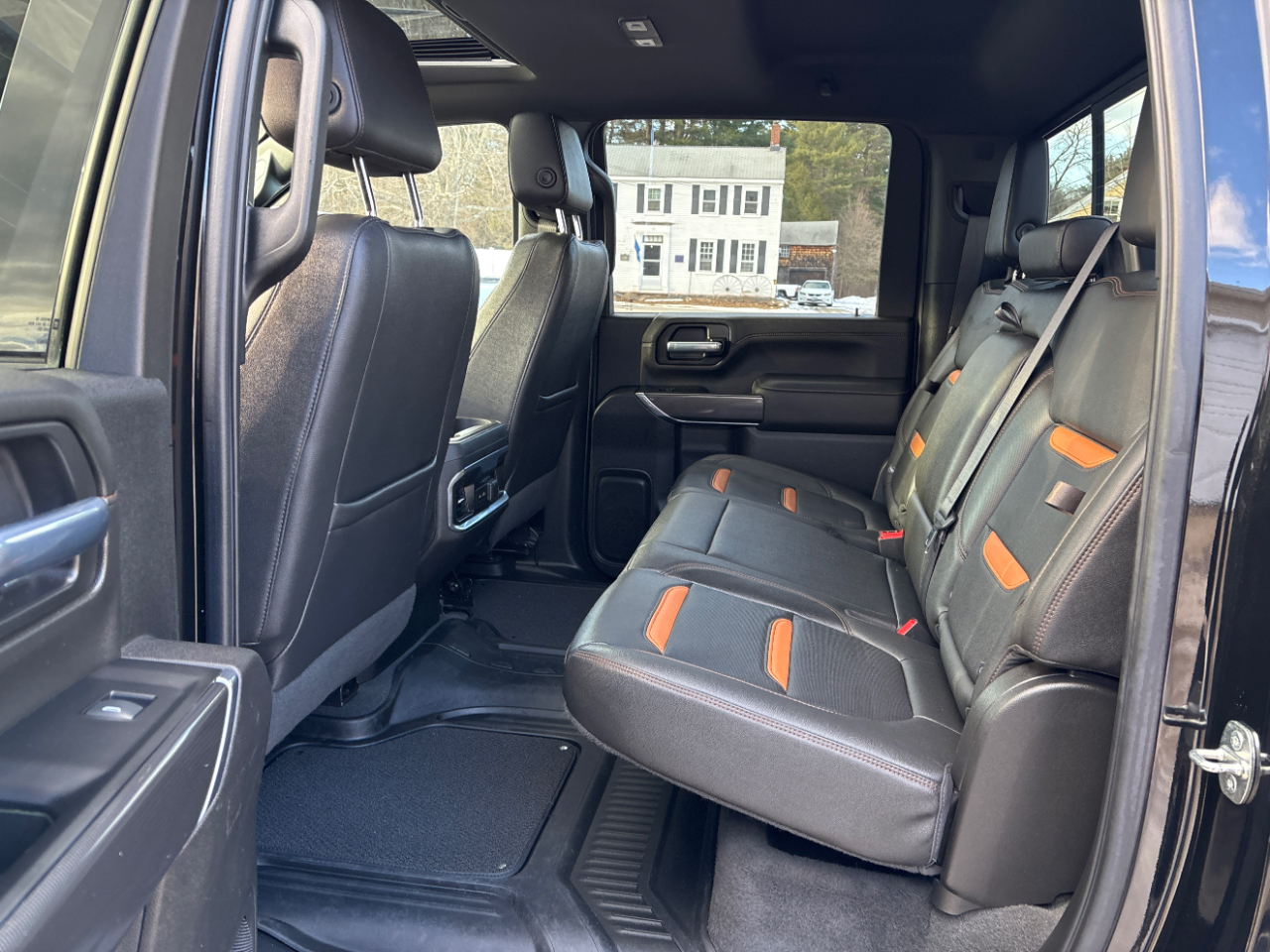 GMC Sierra 2500HD AT4 Crew Cab 4WD 2022