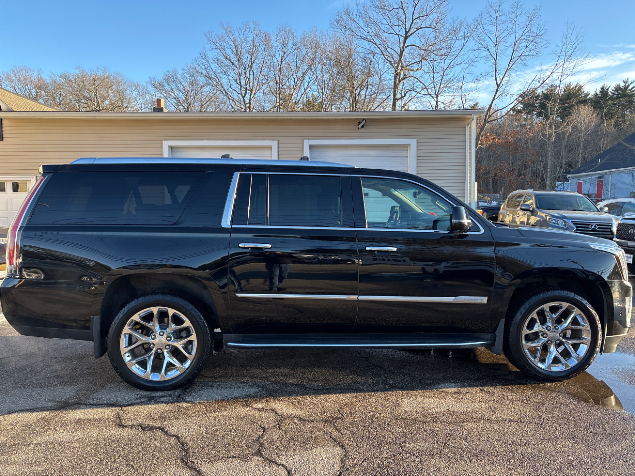 Cadillac Escalade ESV Luxury 4WD 2019