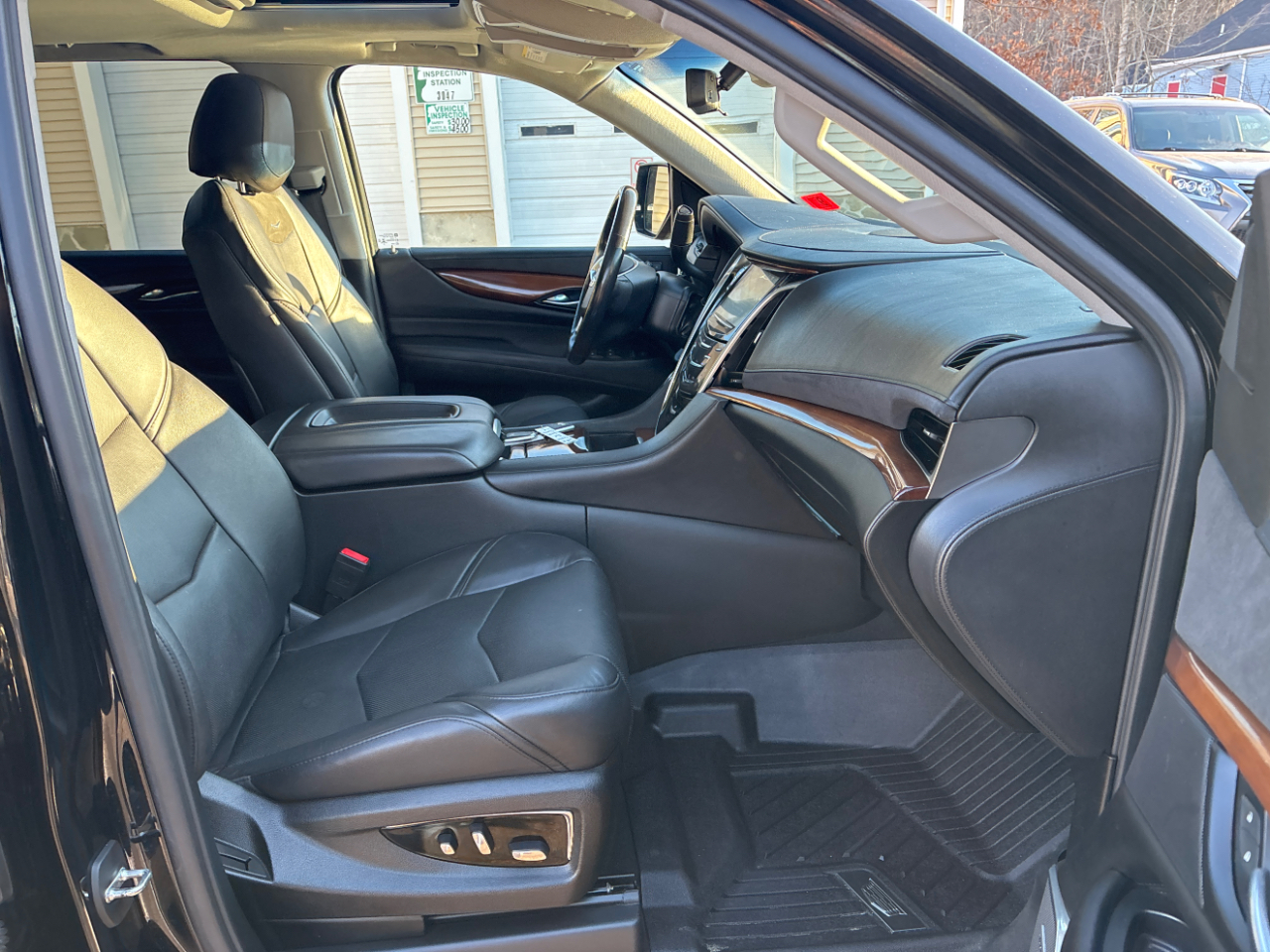 Cadillac Escalade ESV Luxury 4WD 2019