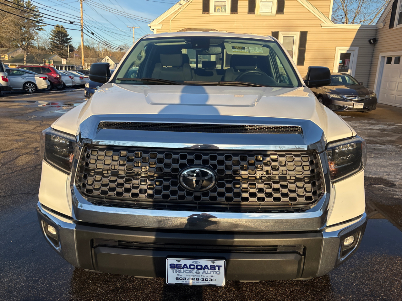 Toyota Tundra SR5 5.7L V8 Double Cab 4WD 2020