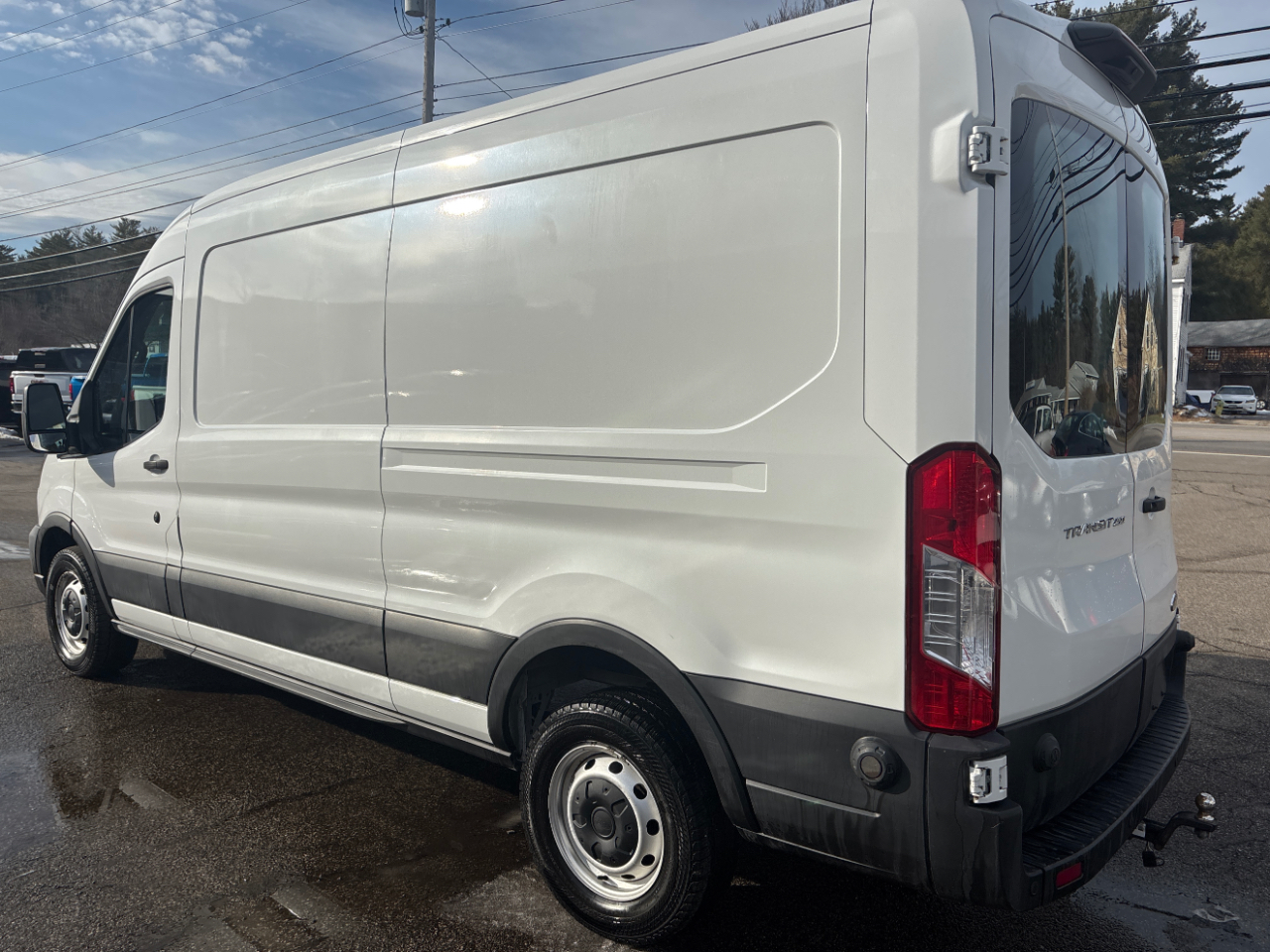 Ford Transit 250 Van Med. Roof w/Sliding Pass. 130-in. WB 2020