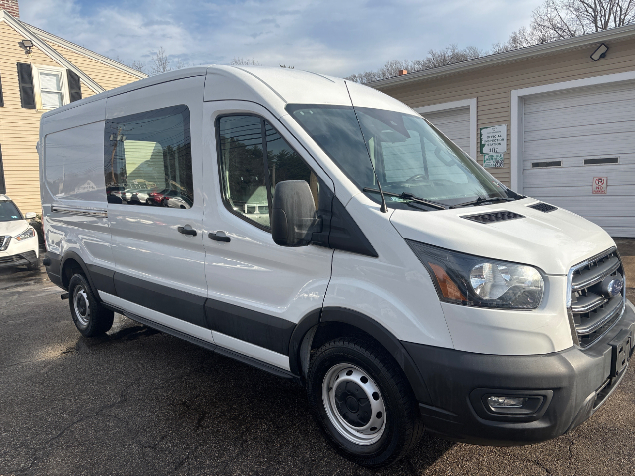 Ford Transit 250 Van Med. Roof w/Sliding Pass. 130-in. WB 2020