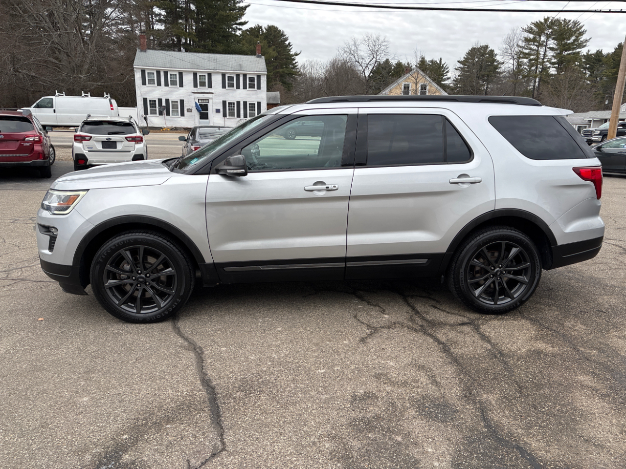 Ford Explorer XLT 4WD 2018