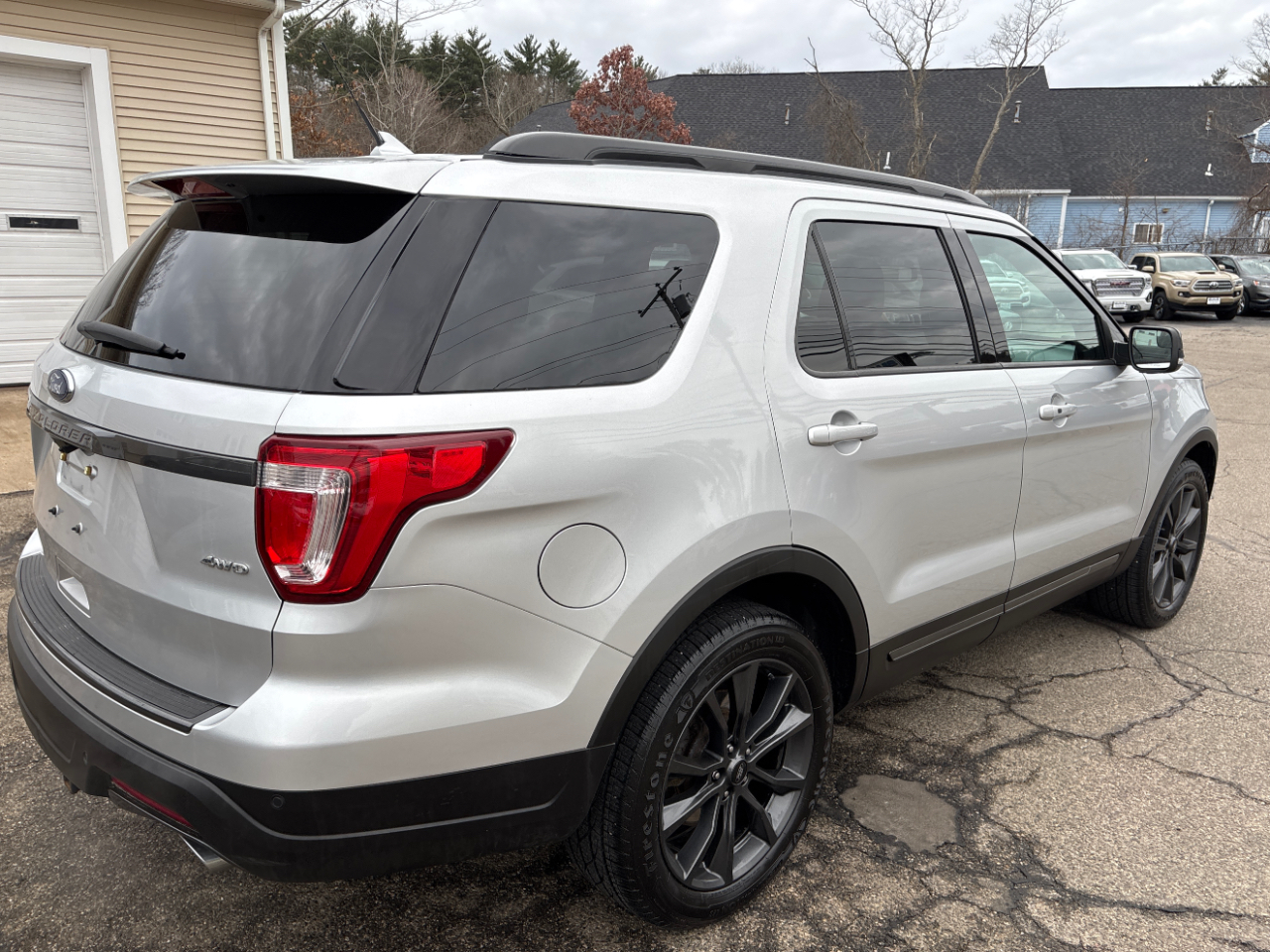 Ford Explorer XLT 4WD 2018