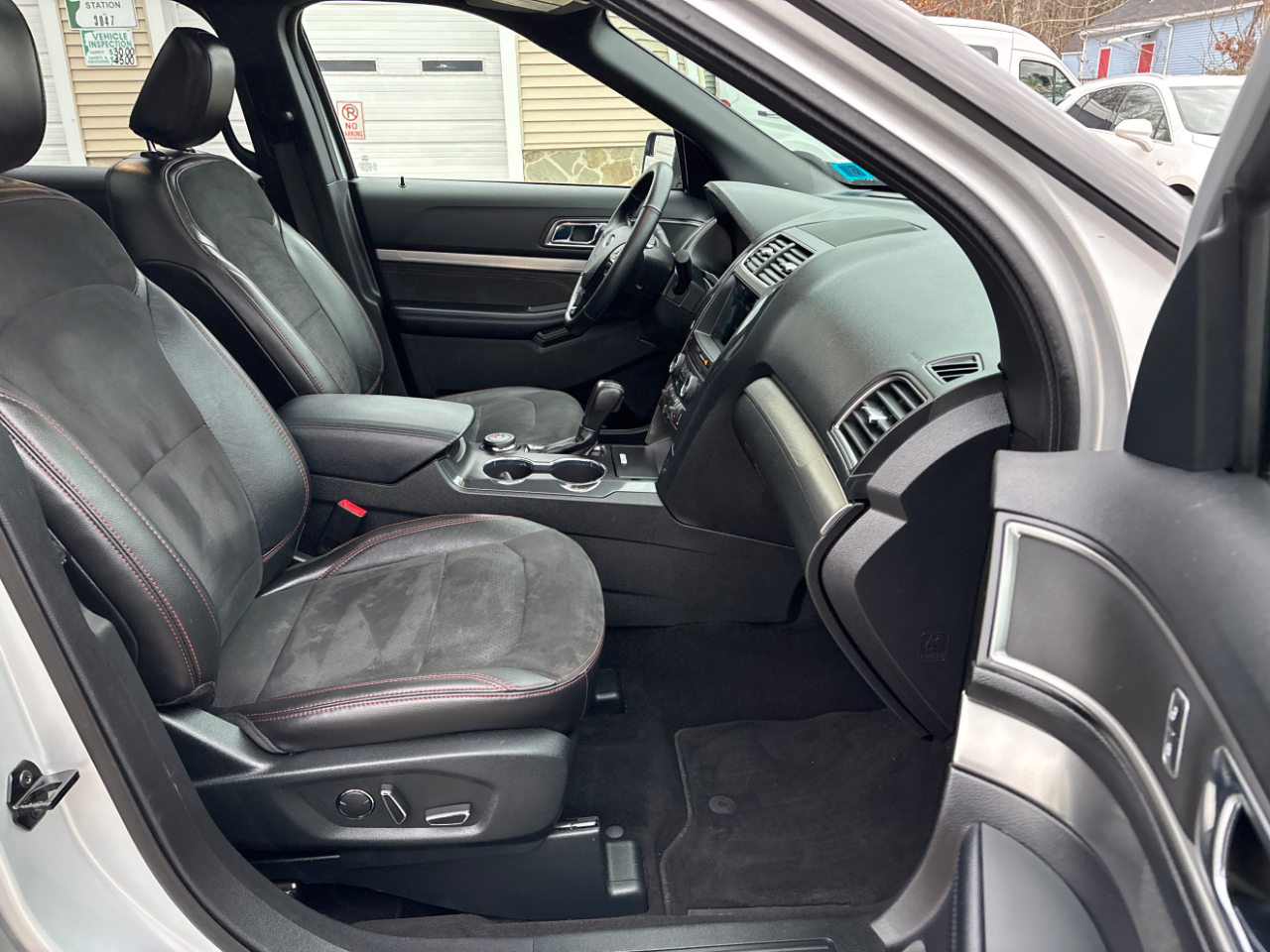 Ford Explorer XLT 4WD 2018