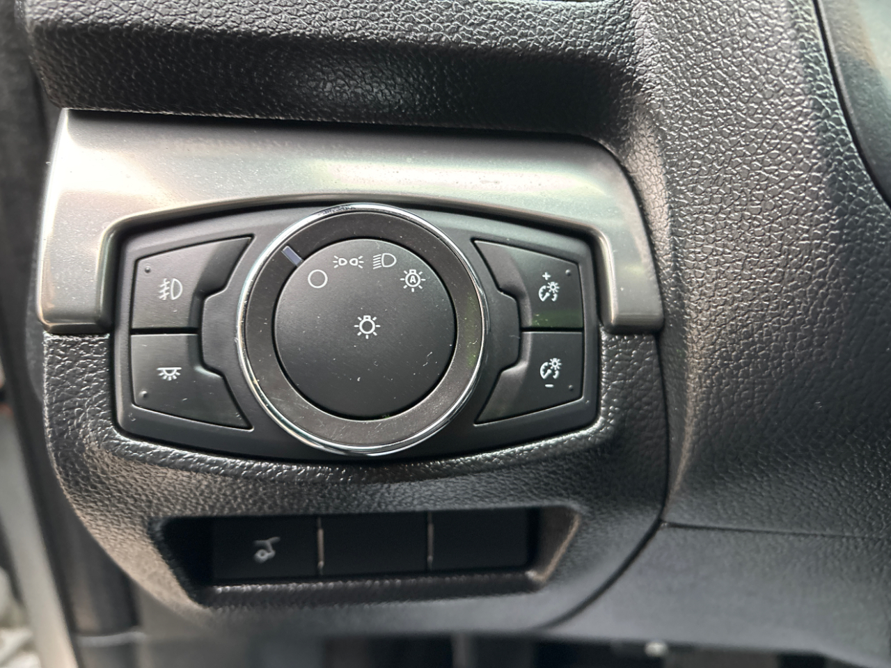 Ford Explorer XLT 4WD 2018