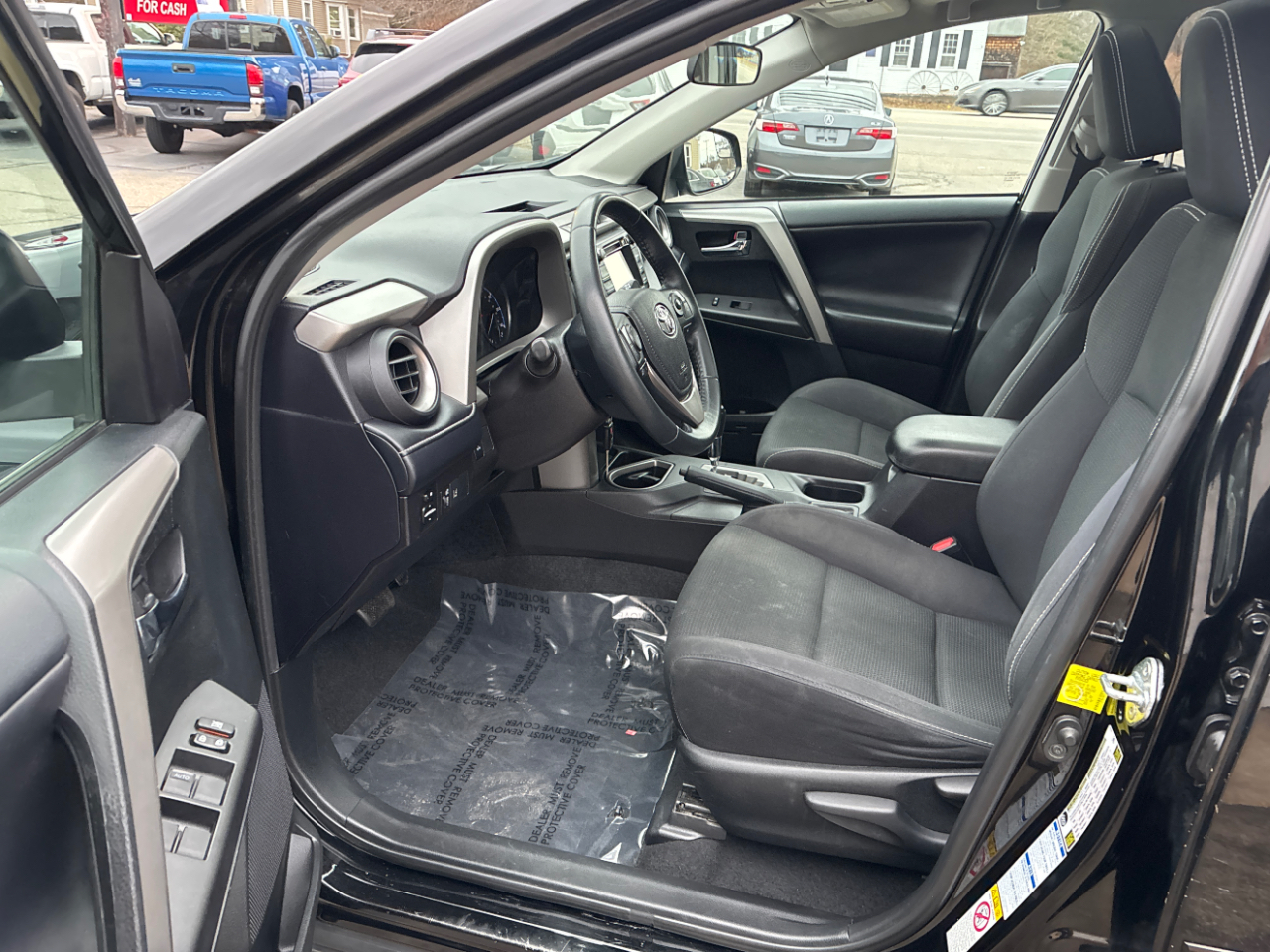 Toyota RAV4 XLE AWD 2018