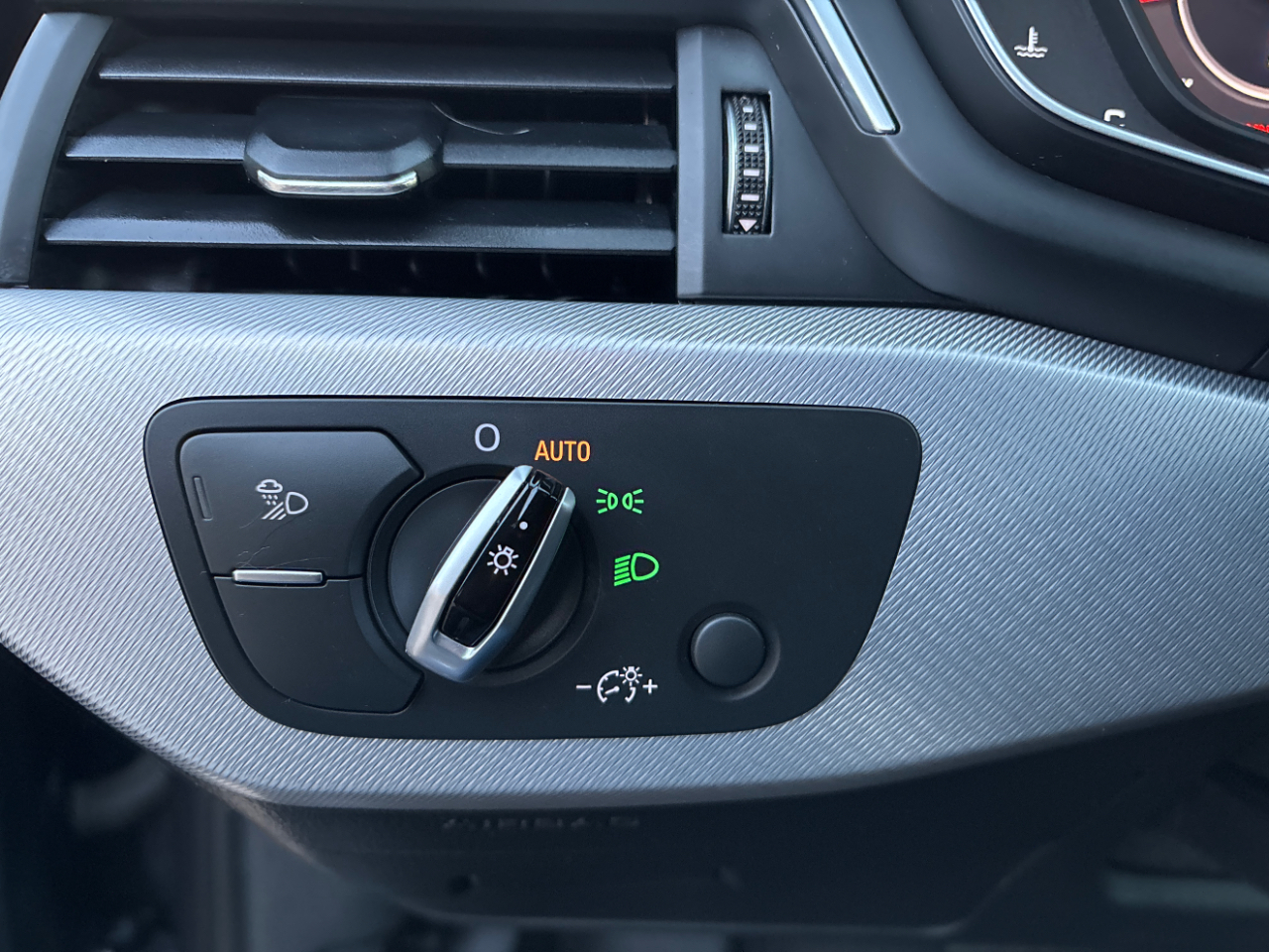 Audi A4 2.0 TFSI Premium Plus quattro 7A 2018