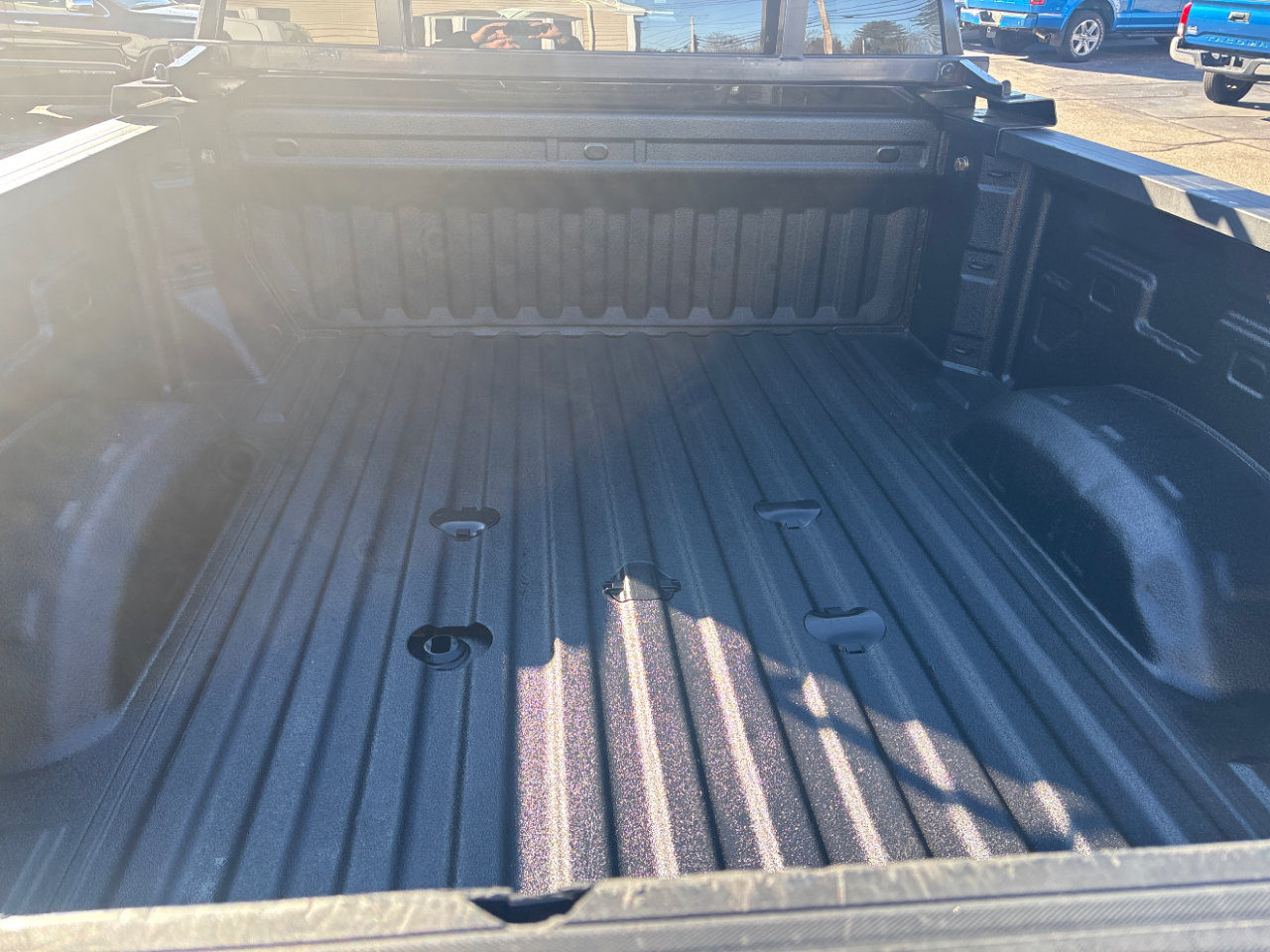 Chevrolet Silverado 2500HD Custom Crew Cab Short Box 4WD 2023