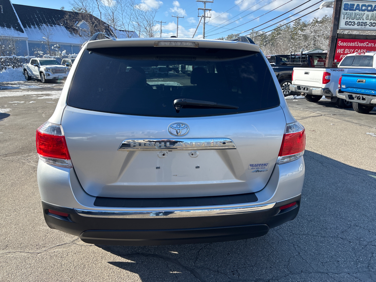 Toyota Highlander Base 4WD 2012