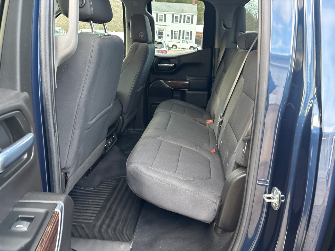 GMC Sierra 1500 SLE Double Cab 4WD 2021