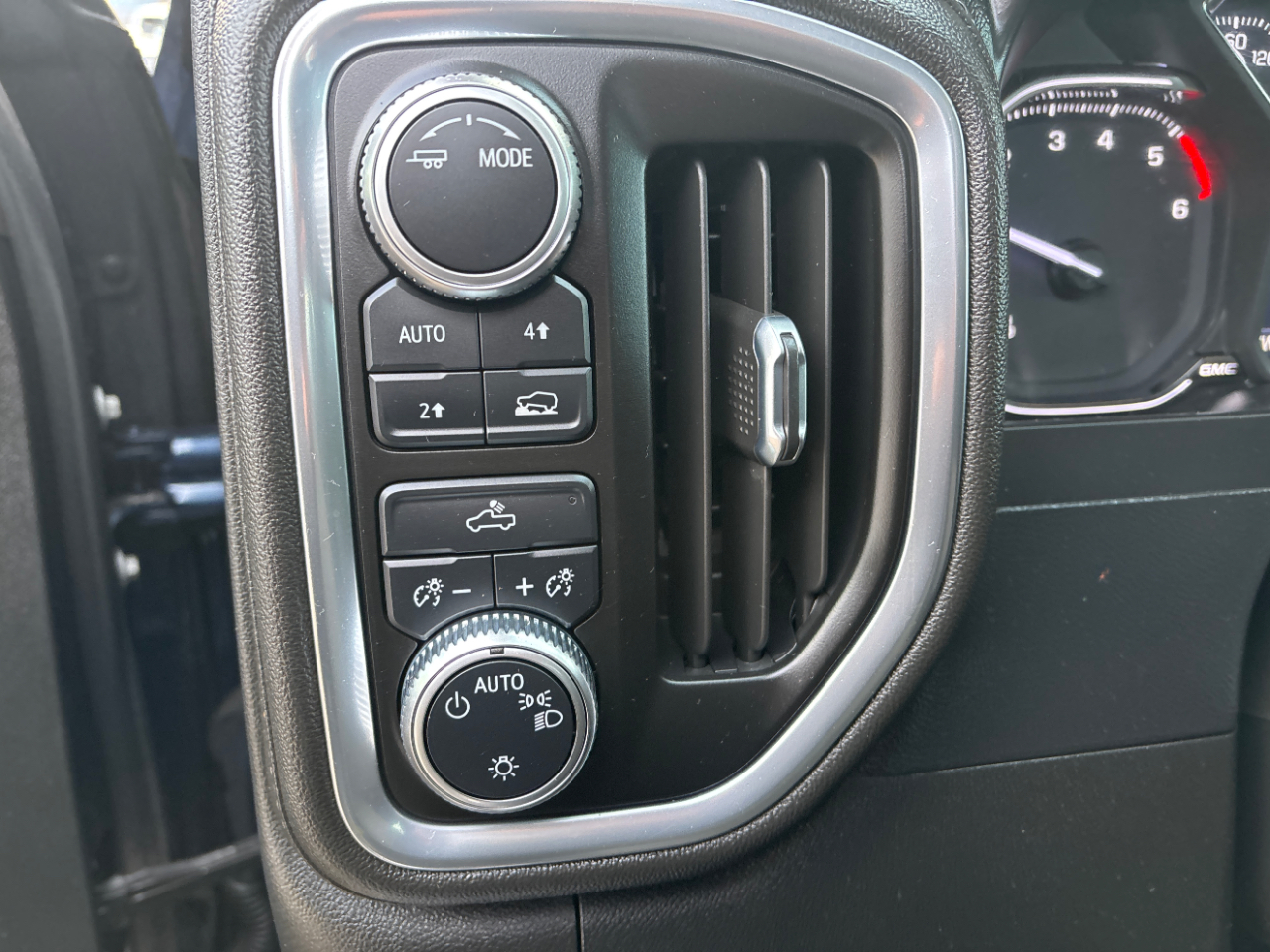 GMC Sierra 1500 SLE Double Cab 4WD 2021