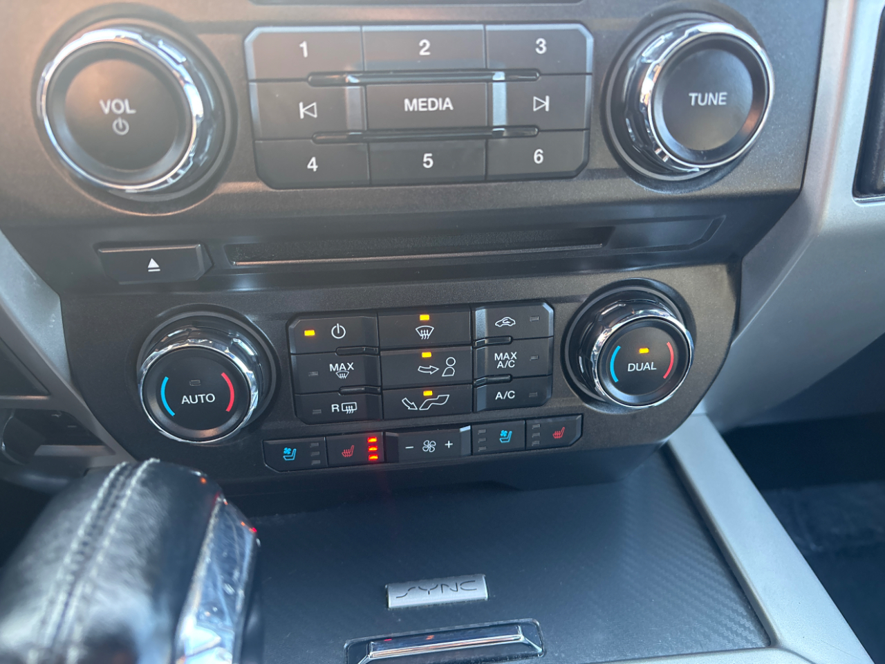 Ford F-150 Lariat SuperCab 6.5-ft. 4WD 2018