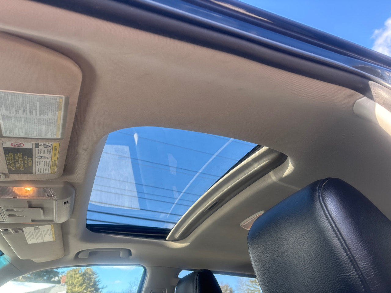 Toyota Tundra Limited 5.7L CrewMax 4WD 2016