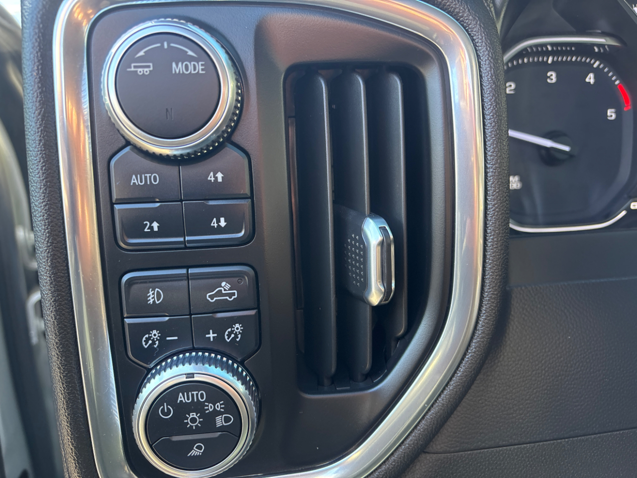 GMC Sierra 2500HD SLT Crew Cab 2WD 2022