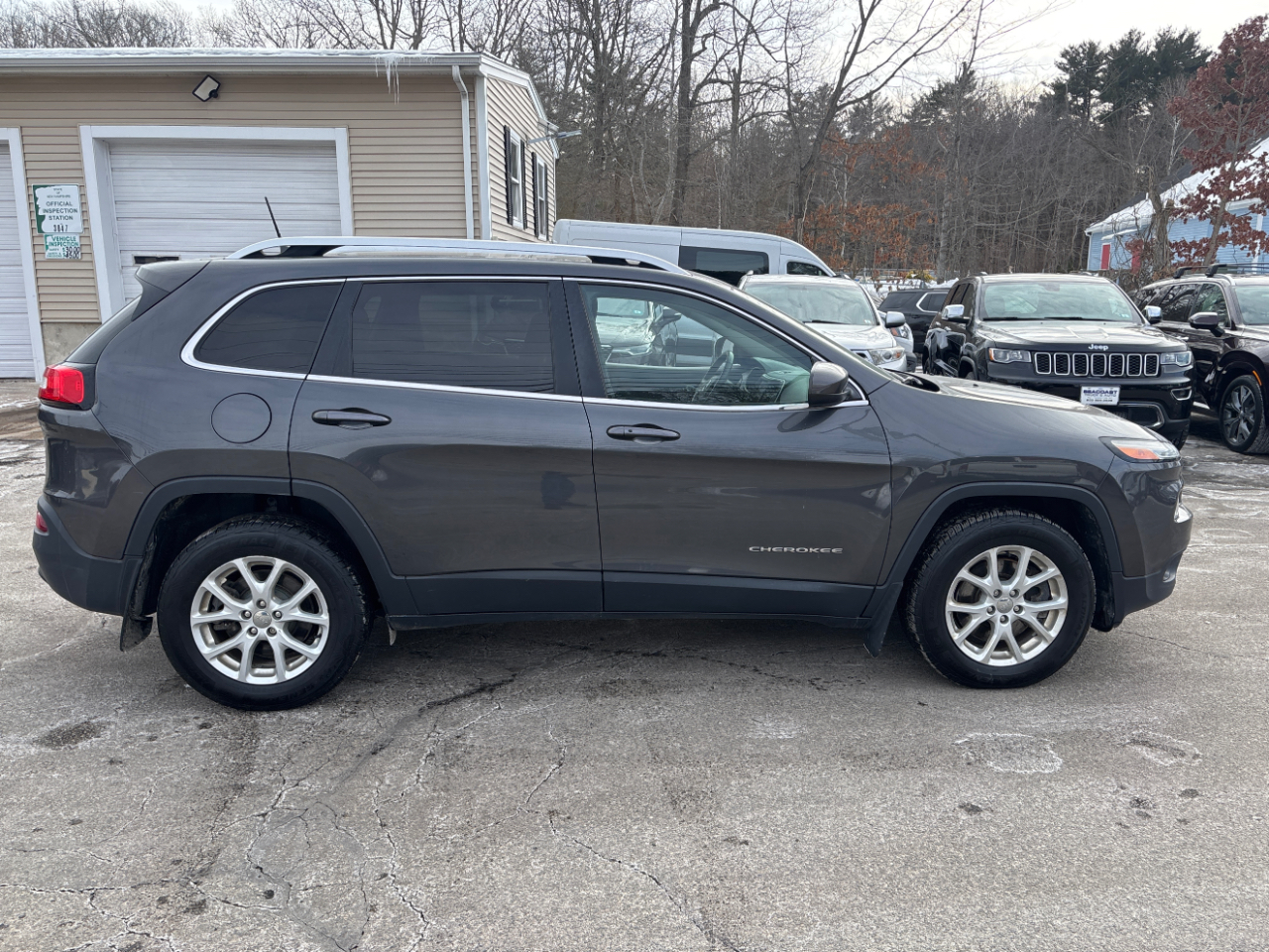 Jeep Cherokee Latitude 4WD 2016
