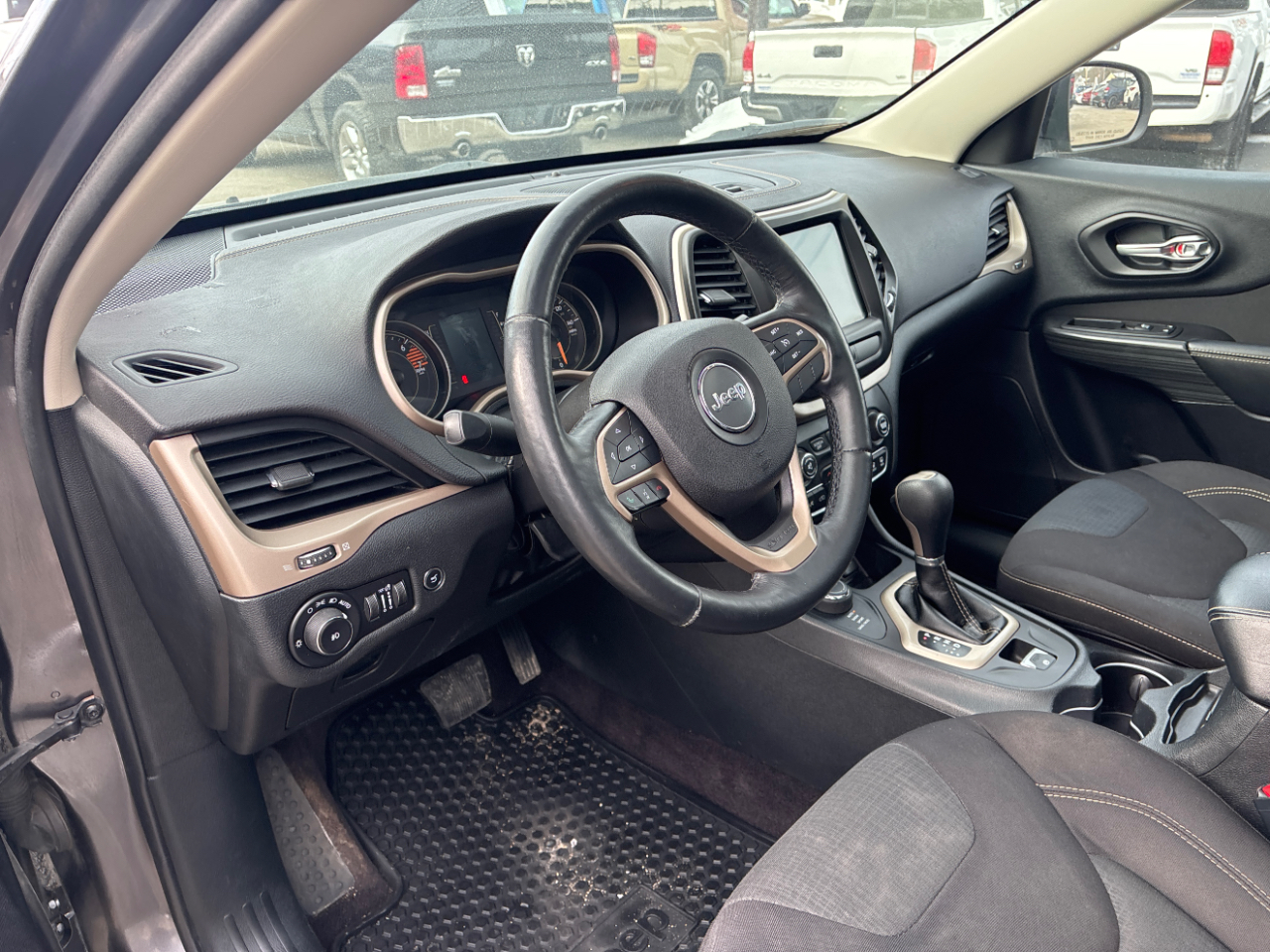 Jeep Cherokee Latitude 4WD 2016