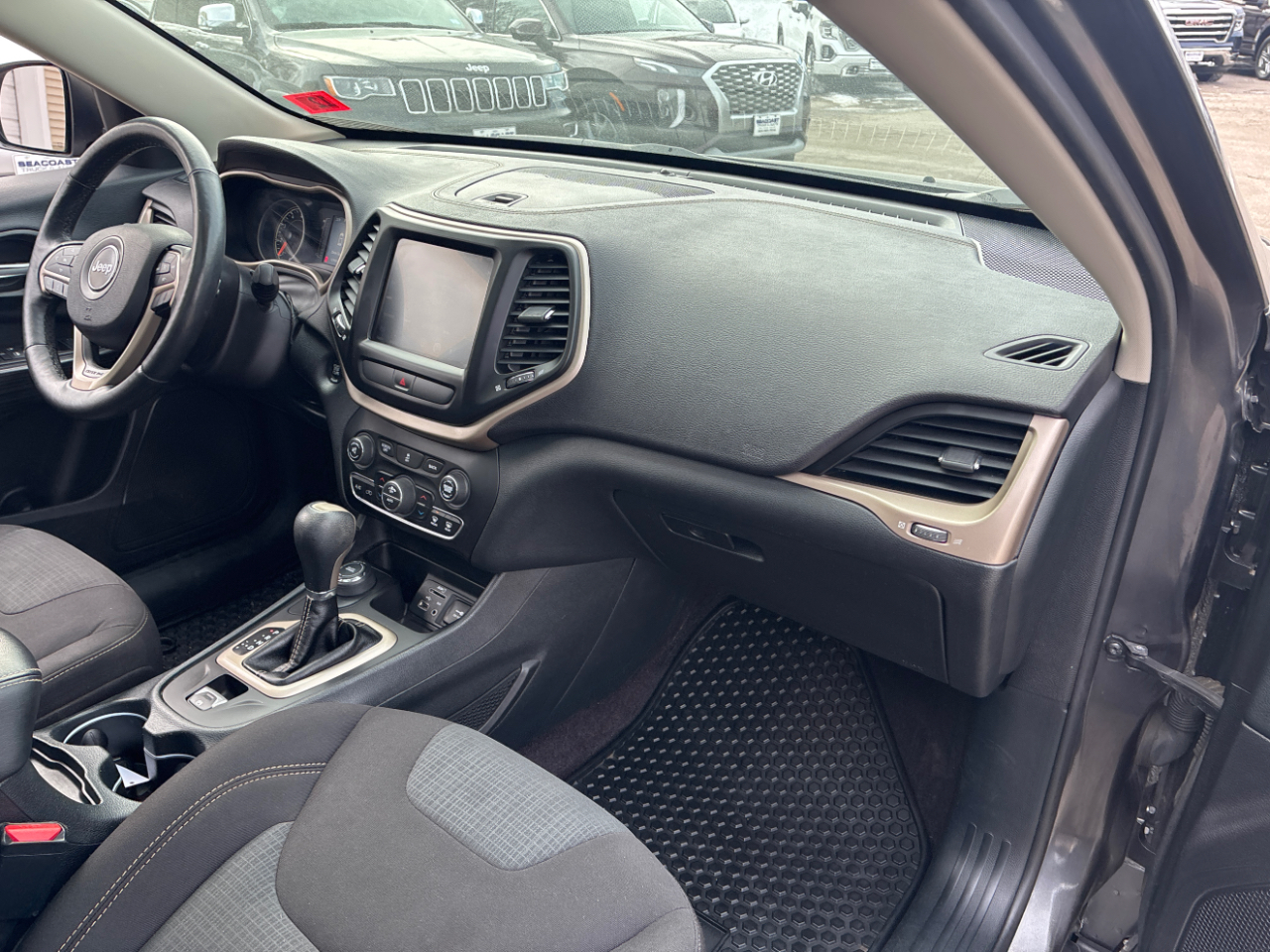 Jeep Cherokee Latitude 4WD 2016