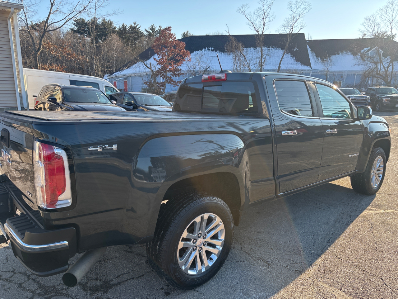 GMC Canyon SLT Crew Cab 4WD Long Box 2018