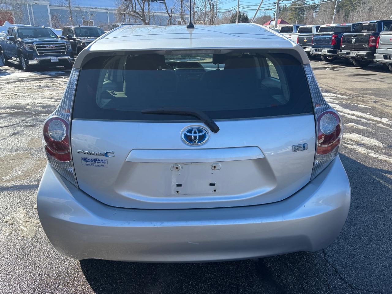 Toyota Prius c One 2012