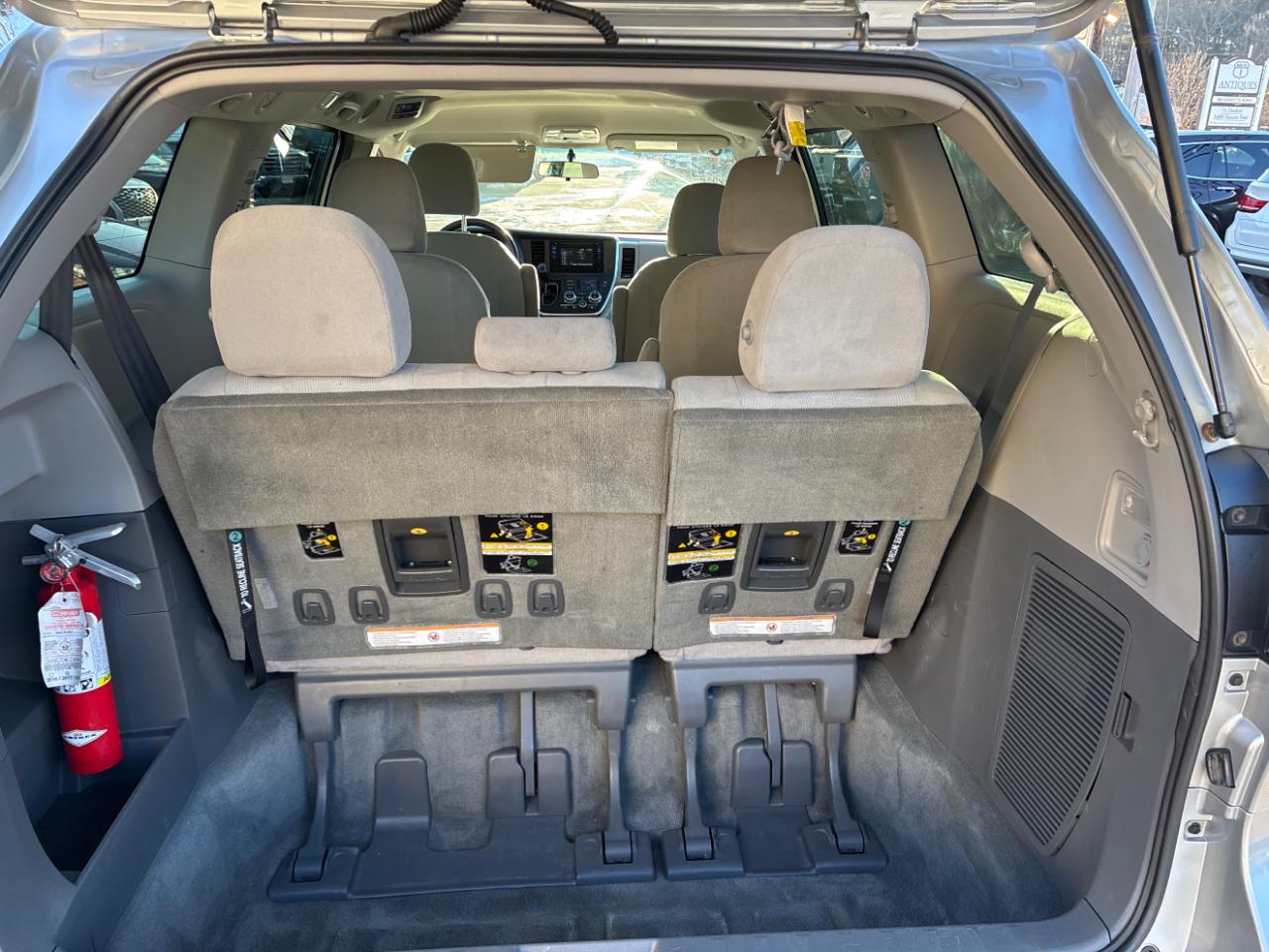 Toyota Sienna L FWD 7-Passenger V6 2015