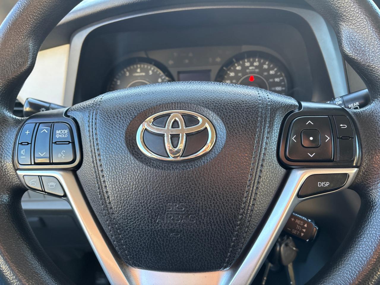 Toyota Sienna L FWD 7-Passenger V6 2015