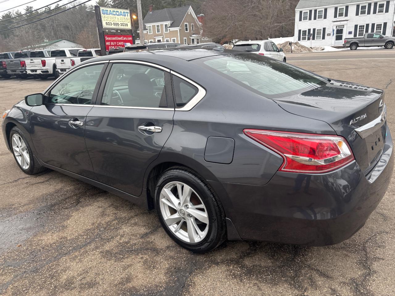 Nissan Altima 2.5 SV 2013