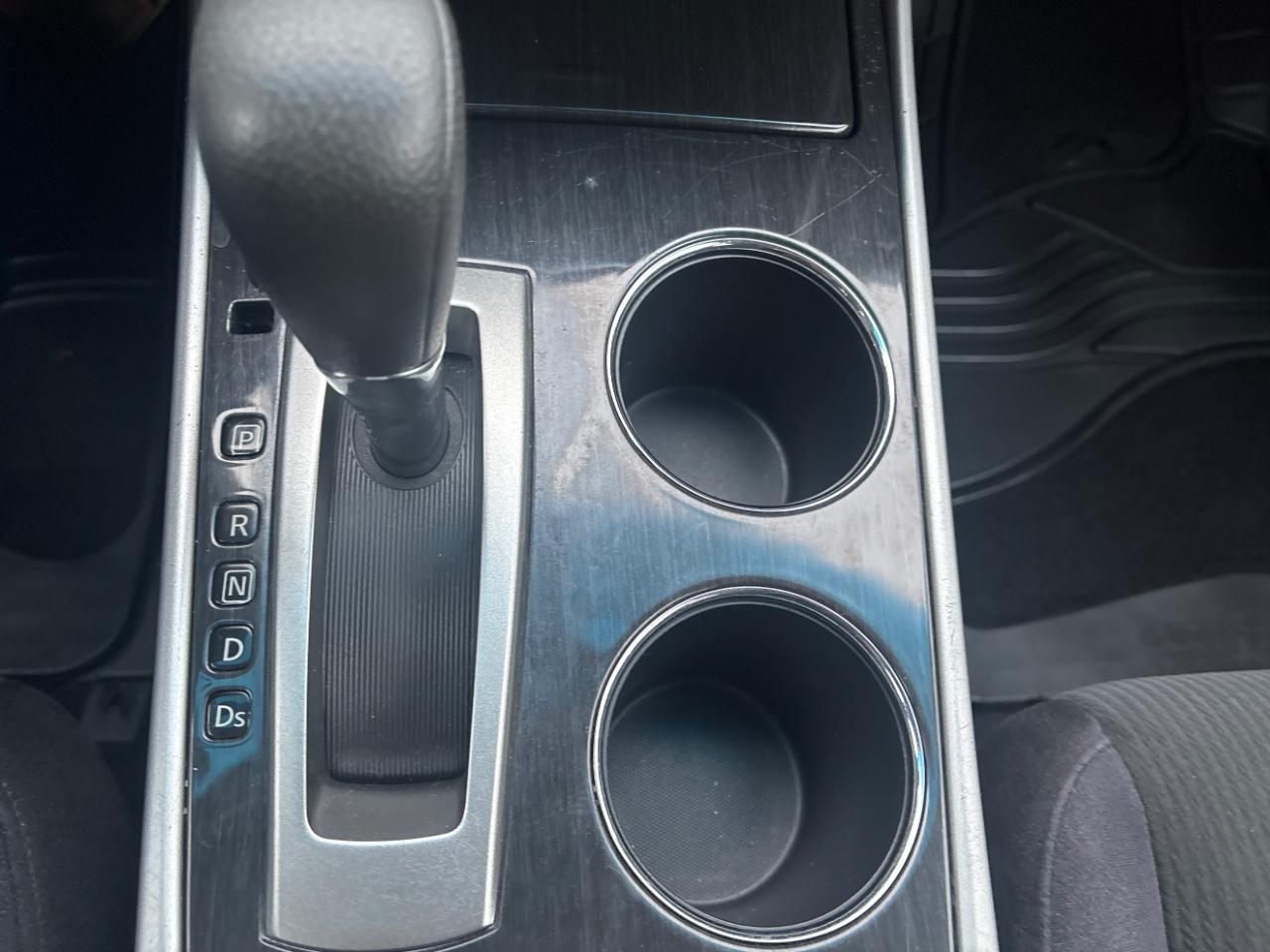 Nissan Altima 2.5 SV 2013