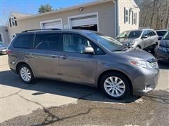 2016 Toyota Sienna 