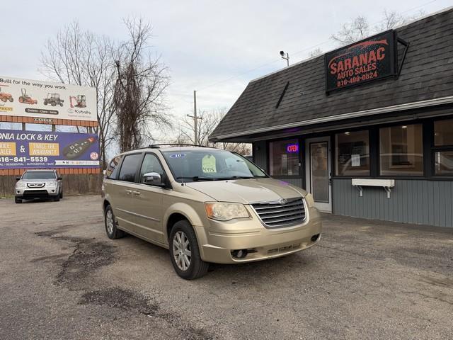 Chrysler Town & Country Touring 2010