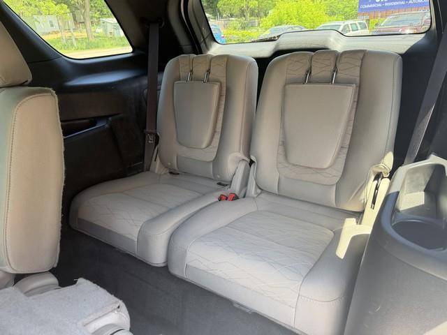 Ford Explorer Base FWD 2013