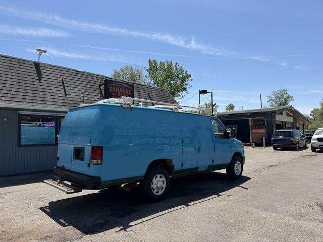 Ford Econoline E-250 Extended 2012