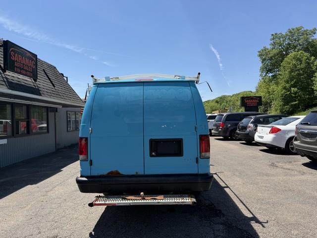 Ford Econoline E-250 Extended 2012