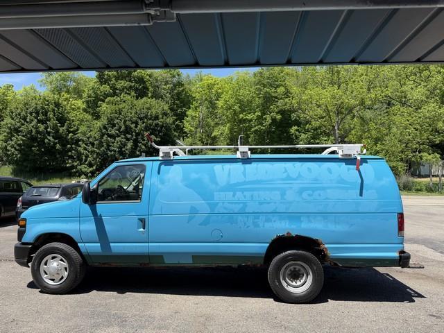 Ford Econoline E-250 Extended 2012