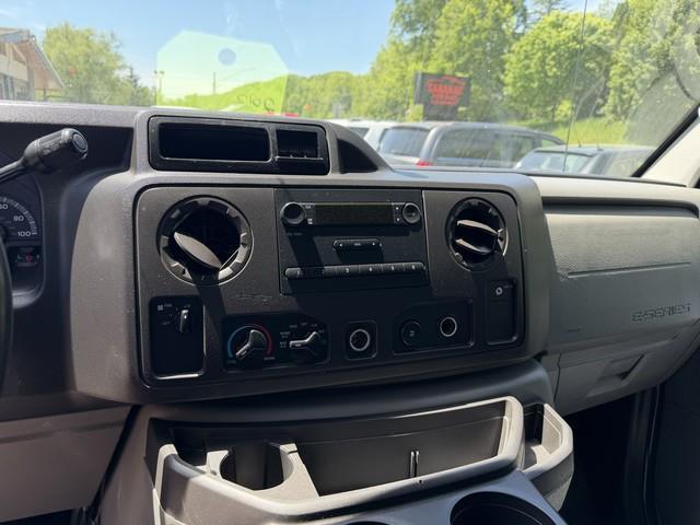 Ford Econoline E-250 Extended 2012