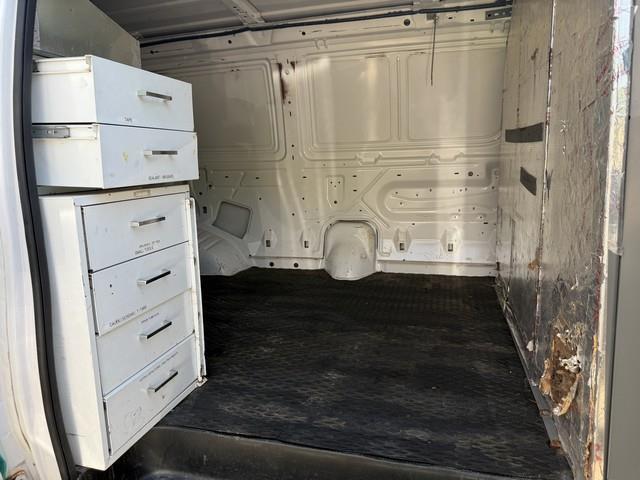 Ford Econoline E-250 Extended 2012