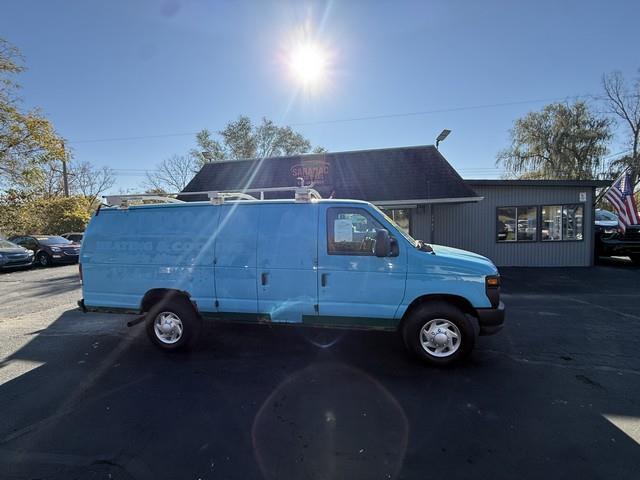 Ford Econoline E-250 Extended 2012