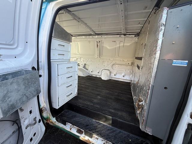 Ford Econoline E-250 Extended 2012