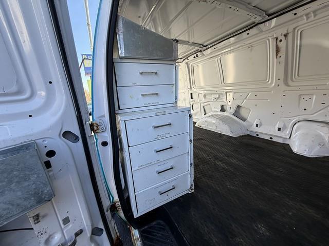 Ford Econoline E-250 Extended 2012