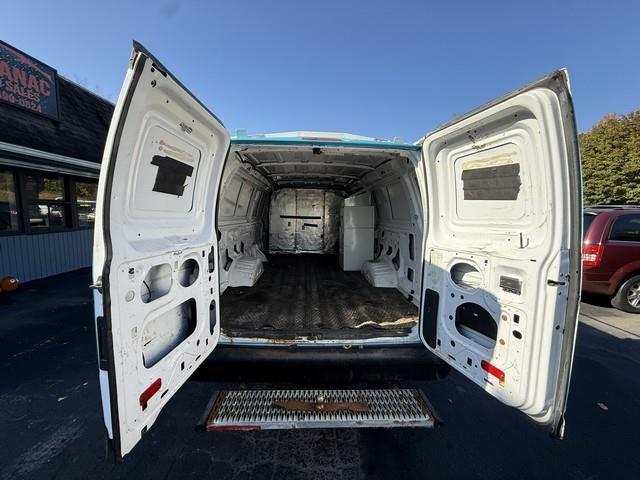 Ford Econoline E-250 Extended 2012