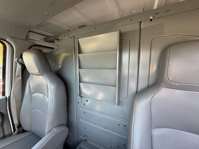 Ford Econoline E-250 Extended 2012
