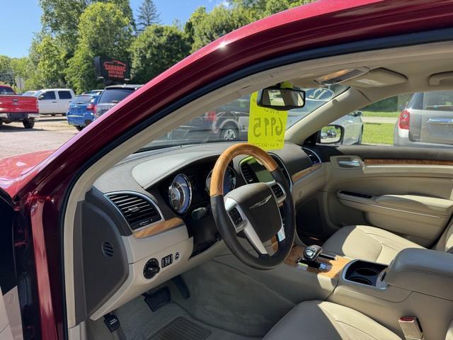 Chrysler 300 Limited AWD 2012