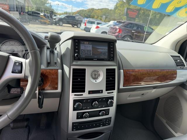 Chrysler Town & Country Touring 2008