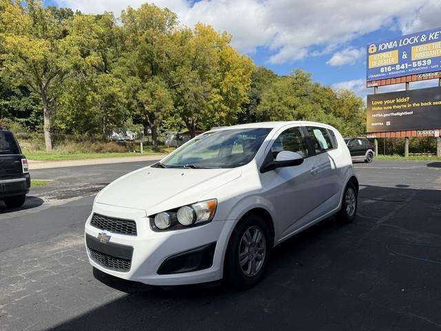 Chevrolet Sonic 2LS 5-Door 2012