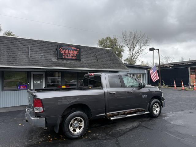 RAM 1500 SLT Quad Cab 4WD 2014