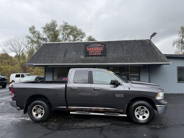 RAM 1500 SLT Quad Cab 4WD 2014