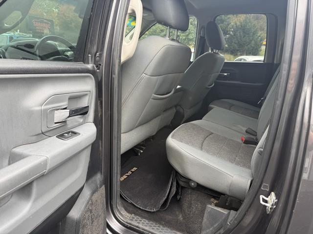 RAM 1500 SLT Quad Cab 4WD 2014