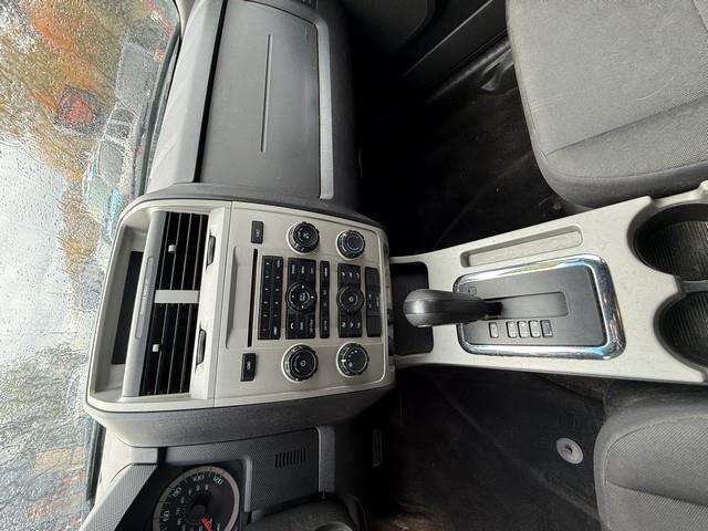 Ford Escape XLT FWD 2011